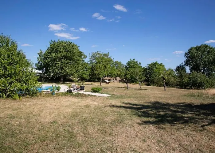 Villa La Cour De Husson *